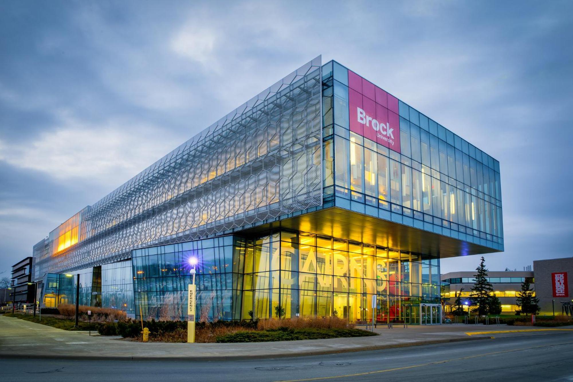 Holiday Inn Hotel & Suites St.Catharines-Niagara By Ihg Sainte-Catherine Esterno foto